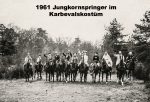 1961 Jungkornspringer im Karnevalskostüm